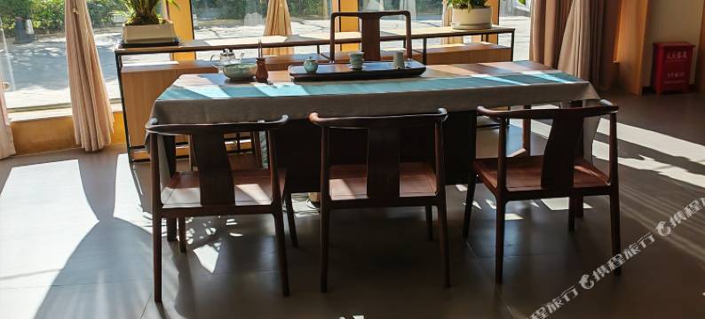柏曼酒店(重庆解放碑洪崖洞店)图片