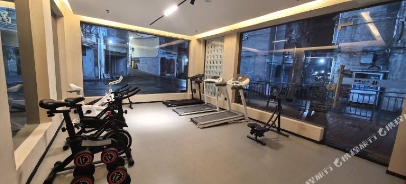 凤凰此间山月庭院民宿图片