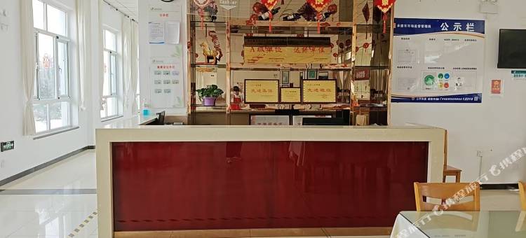 荷塘月色酒店(茅荆坝服务区店)图片