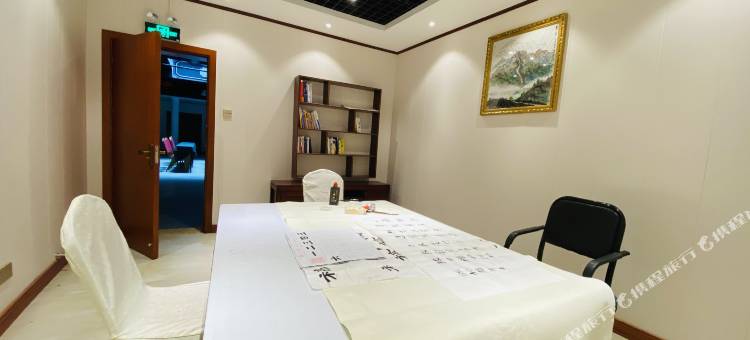 龙骏家园酒店(大理古城店)图片