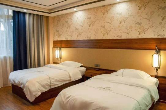 内乡和风精致酒店