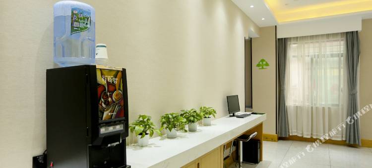 格林豪泰智选酒店(六安市车管所金太阳汽车城店)图片