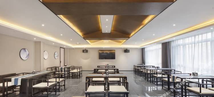 陌上轻居酒店(南乐世纪联华店)图片