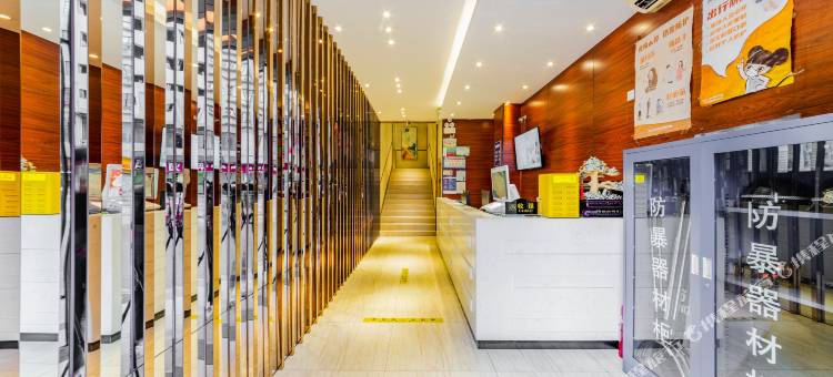 鸿兴酒店(广州白云站远景路店)图片