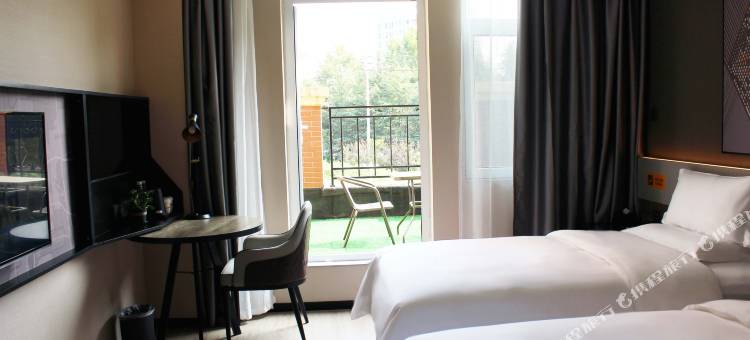 如家睿柏云酒店(潍坊坊子区人民医院店)图片