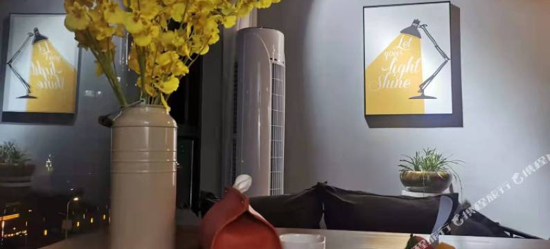 小栖街里酒店(龙岭华府店)图片