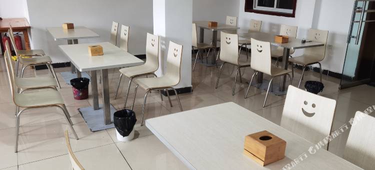 永佳酒店(自贡汽车客运西站店)图片