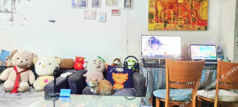 武汉等你青年旅舍(光谷广场地铁站店)图片