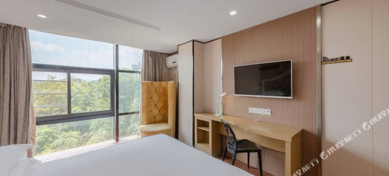 乌托邦快捷酒店(南京仙林中心地铁站金鹰湖滨天地店)图片