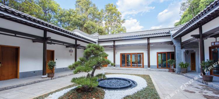 云茶山庄图片