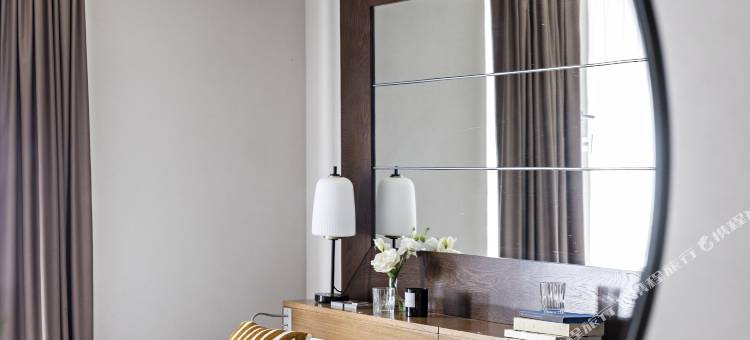 巴黎爱丽舍宫假日酒店，洲际酒店集团 (IHG) 酒店(Holiday Inn Paris Palais de l'Elysee)图片