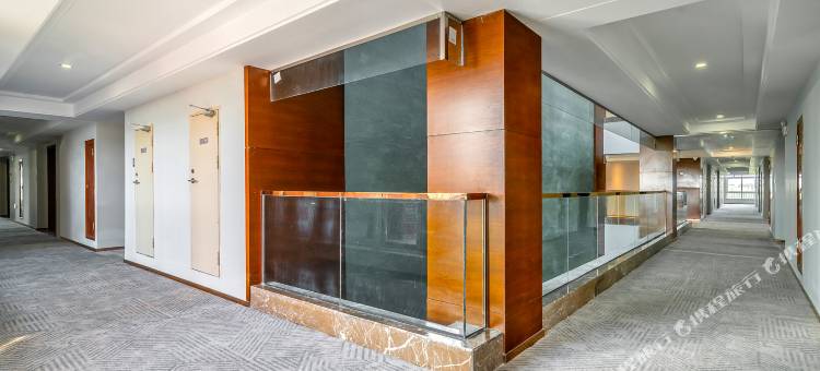 盐城绿地铂派酒店(环保科技城店)图片