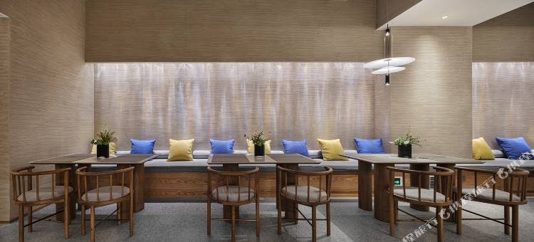 仟那千寻酒店(建德梅城镇富春江店)图片