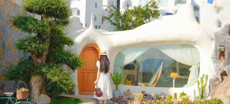 抚仙湖阑珊宿图片