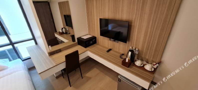 塔纳维素酒店(Thana Wisut Hotel)图片