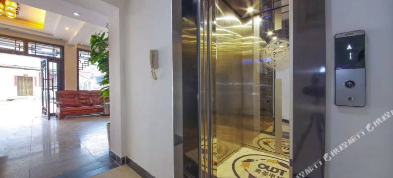 阳朔龙腾酒店(宋城千古情交通运输局店)图片