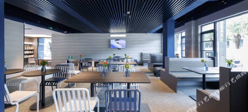 昆明滇池路南亚风情第壹城轻居酒店图片