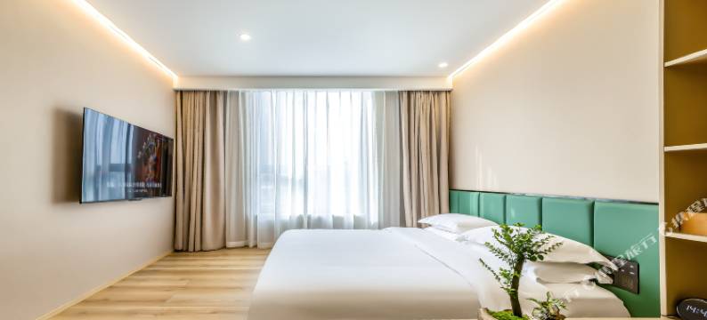 华亿水韵酒店(怡和春熙步行街万达店)图片