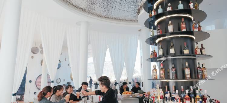 抚仙湖慢雲酒店图片