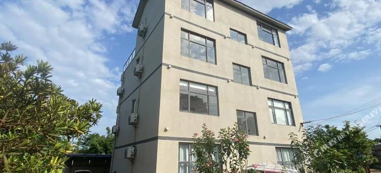 花海雅镜民宿(涠洲岛贝壳沙滩店)图片