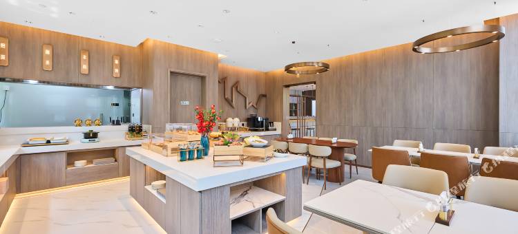 朗丽兹酒店(北京新国展地坛医院店)图片