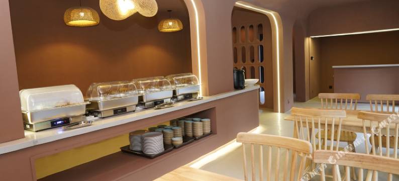 内丘涧石居宿集图片