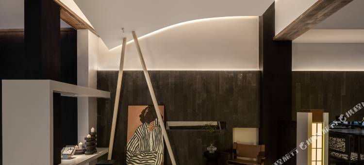 阅曼湖畔酒店(嘉陵南湖凯旋广场店)图片