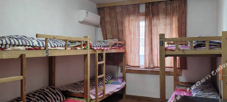 高度青年长租房(王府井绳金塔地铁站店)图片