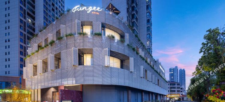FunGee欢致酒店(枣阳浕水公园市政府店)图片
