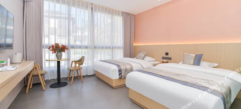 西江望山喜苑民宿(千户苗寨西门游客服务中心店)图片