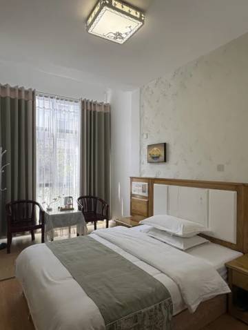 梁河温泉友佳民宿(勐底路店)