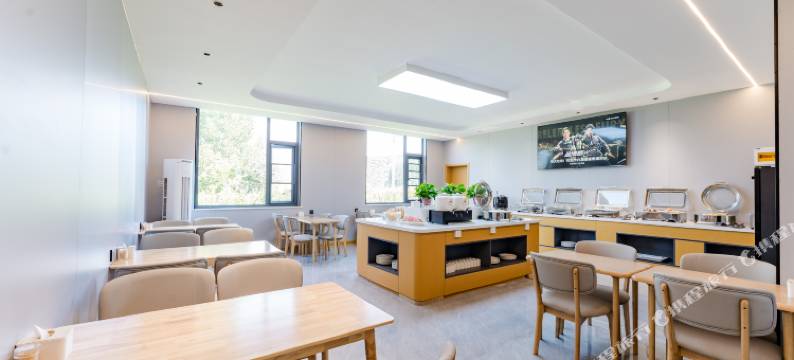 格林轻居酒店(嵩县车村店)图片