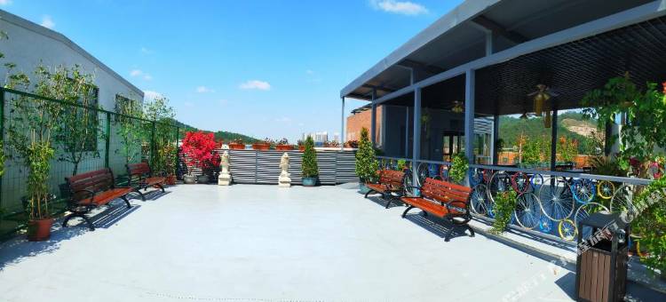 幸福酒店公寓(长江高尔夫球场店)图片