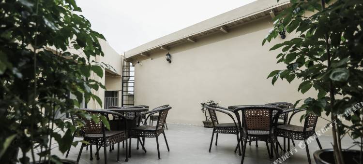 艾思酒店(成都金堂淮口中学店)图片