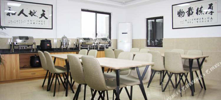 吉楚酒店(岳阳楼火车站步行街店)图片