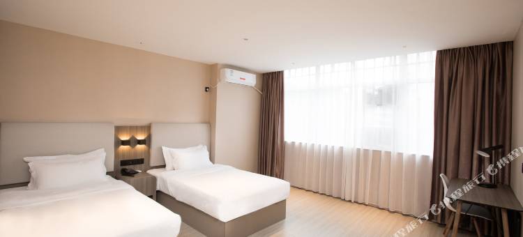 如家派柏·云酒店(宁德万达联信广场店)图片