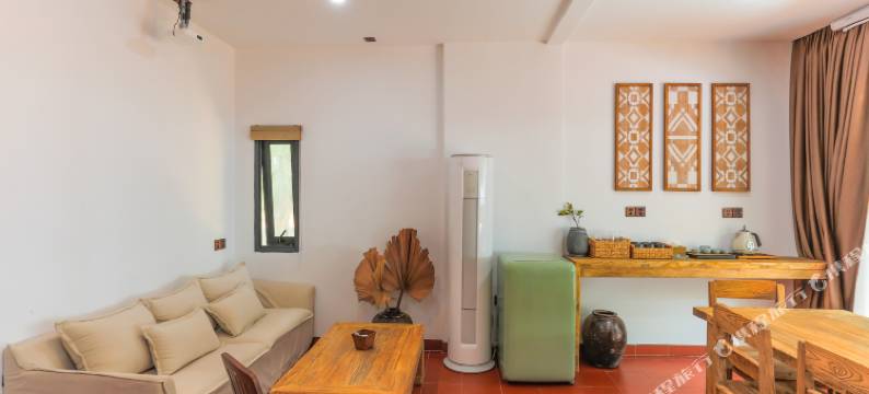 东山海颂木屋(金銮湾店)图片