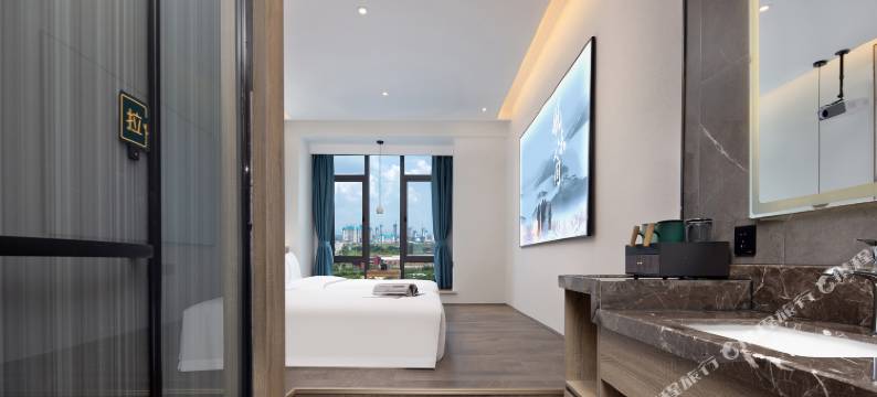 墨客悦庭酒店(长沙高铁南站吾悦广场店)图片