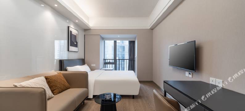 OUR.HOUSE轻奢自助酒店公寓(成都人民北路店)图片