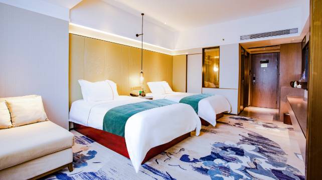 利源酒店(贺州灵峰广场店)