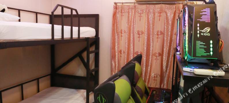 泓瑞电竞酒店(于洪广场地铁站店)图片