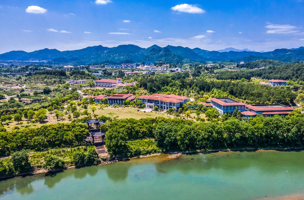 武夷山大红袍山庄(景区南入口店)图片