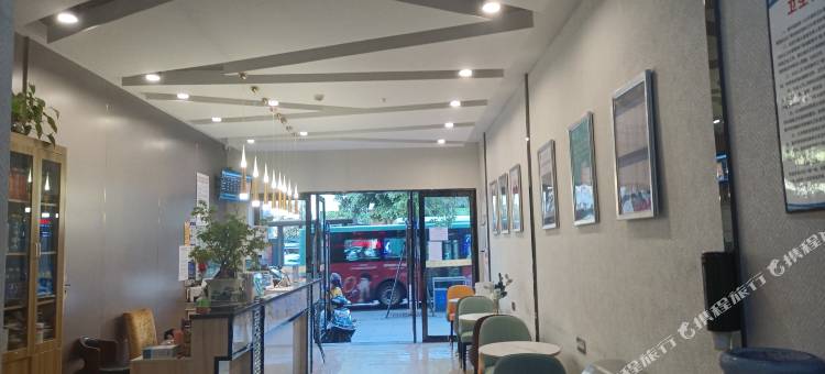 如家华驿精选酒店(自贡汽车总站店)图片