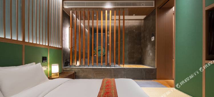 花筑·南京几家碳酸温泉民宿(南京总统府浮桥地铁站店)图片