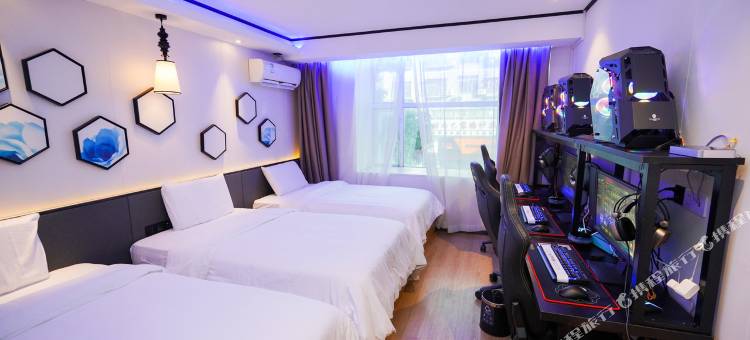 粤塔X电竞酒店(钻汇广场市桥地铁站店)图片