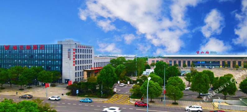 维也纳酒店(重庆璧山高铁站广场店)图片