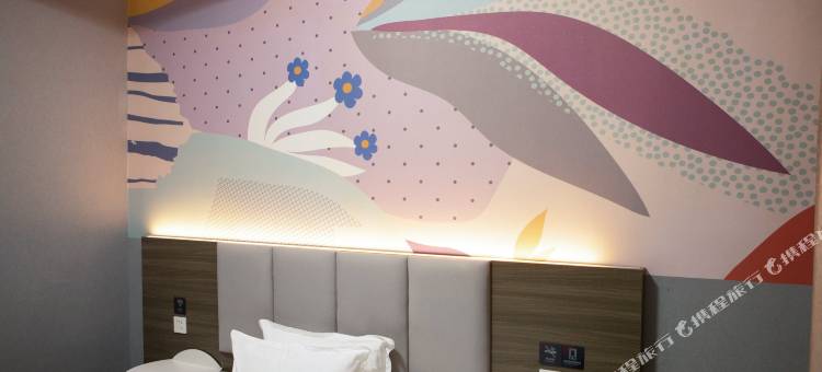 派酒店(镇江市苏宁广场创业大学店)图片