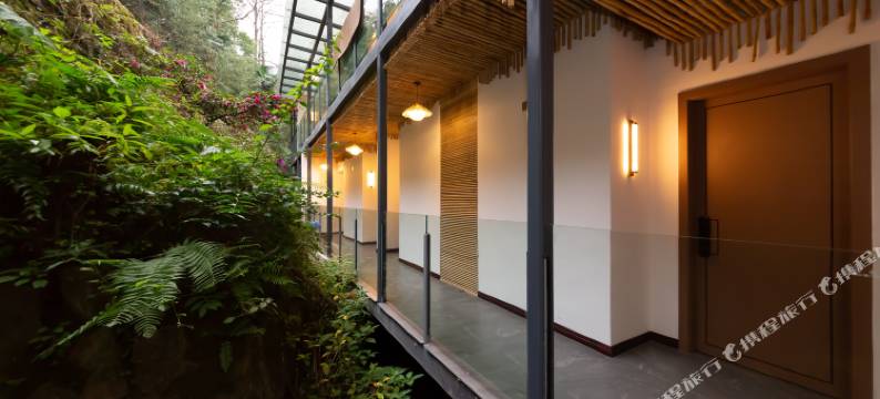 青城山龙溪苑客栈(泰安古镇五龙沟登山口店)图片