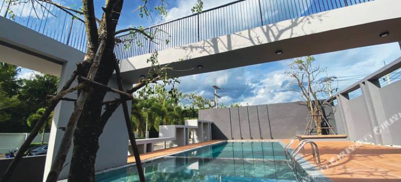 塞瑞格兰度假村(Seree Grand Resort)图片