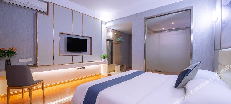 亚里酒店(南宁江南车站万达广场店)图片